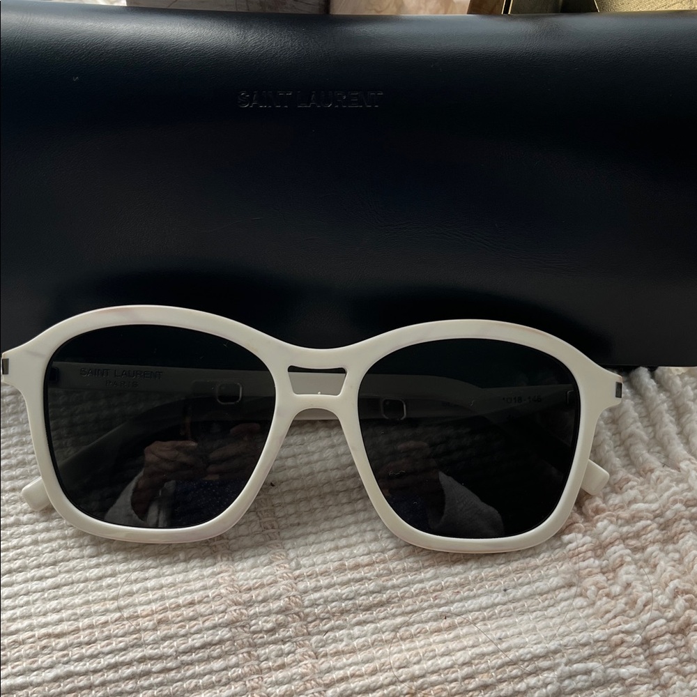 Saint Laurent Women's Sunglasses with Black Frames - Picture 2 of 3